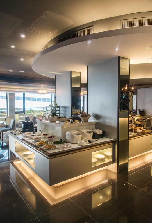 Forward Hotel Taipei Nangang Eksteriør bilde